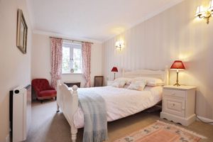 BEDROOM- click for photo gallery